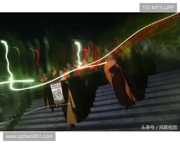 当午夜钟声敲响，您敢踏入“死人之夜”的神秘境域吗？